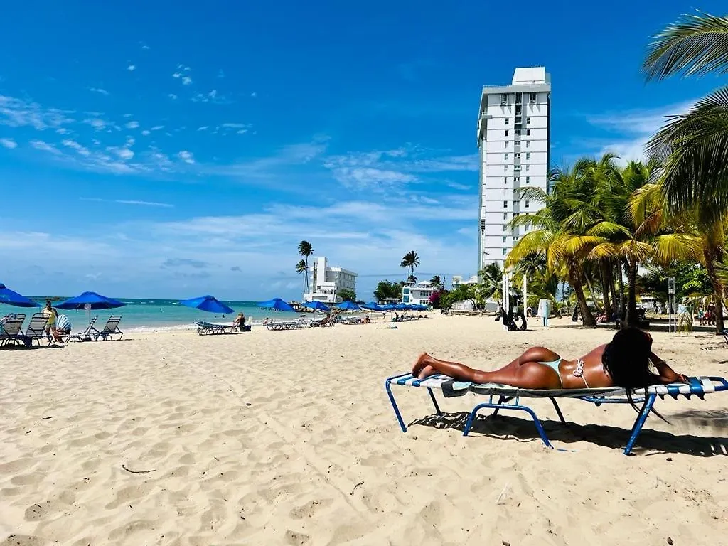 Beachfront Tropical Tantra Apartment San Juan