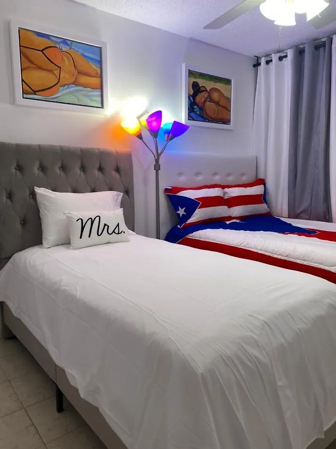 Beachfront Tropical Tantra Apartment San Juan