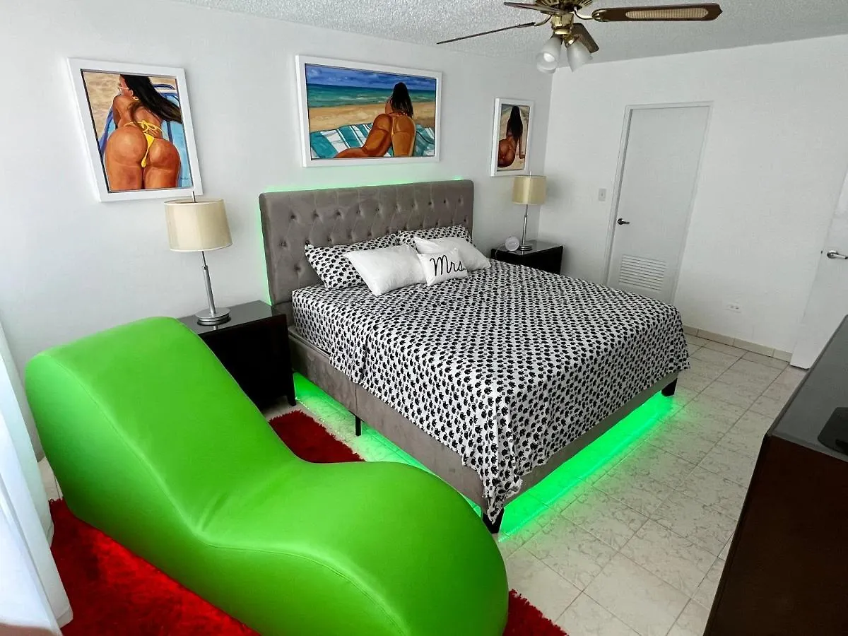Beachfront Tropical Tantra Apartment San Juan 0*,