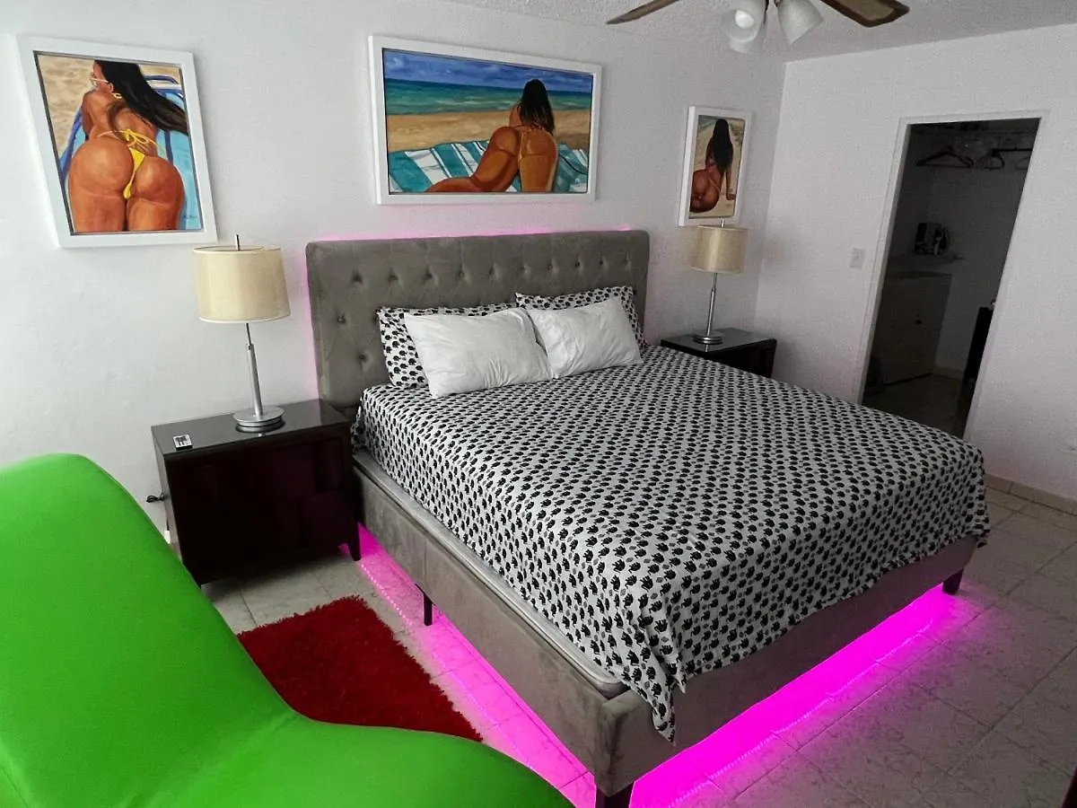 Beachfront Tropical Tantra Apartment San Juan