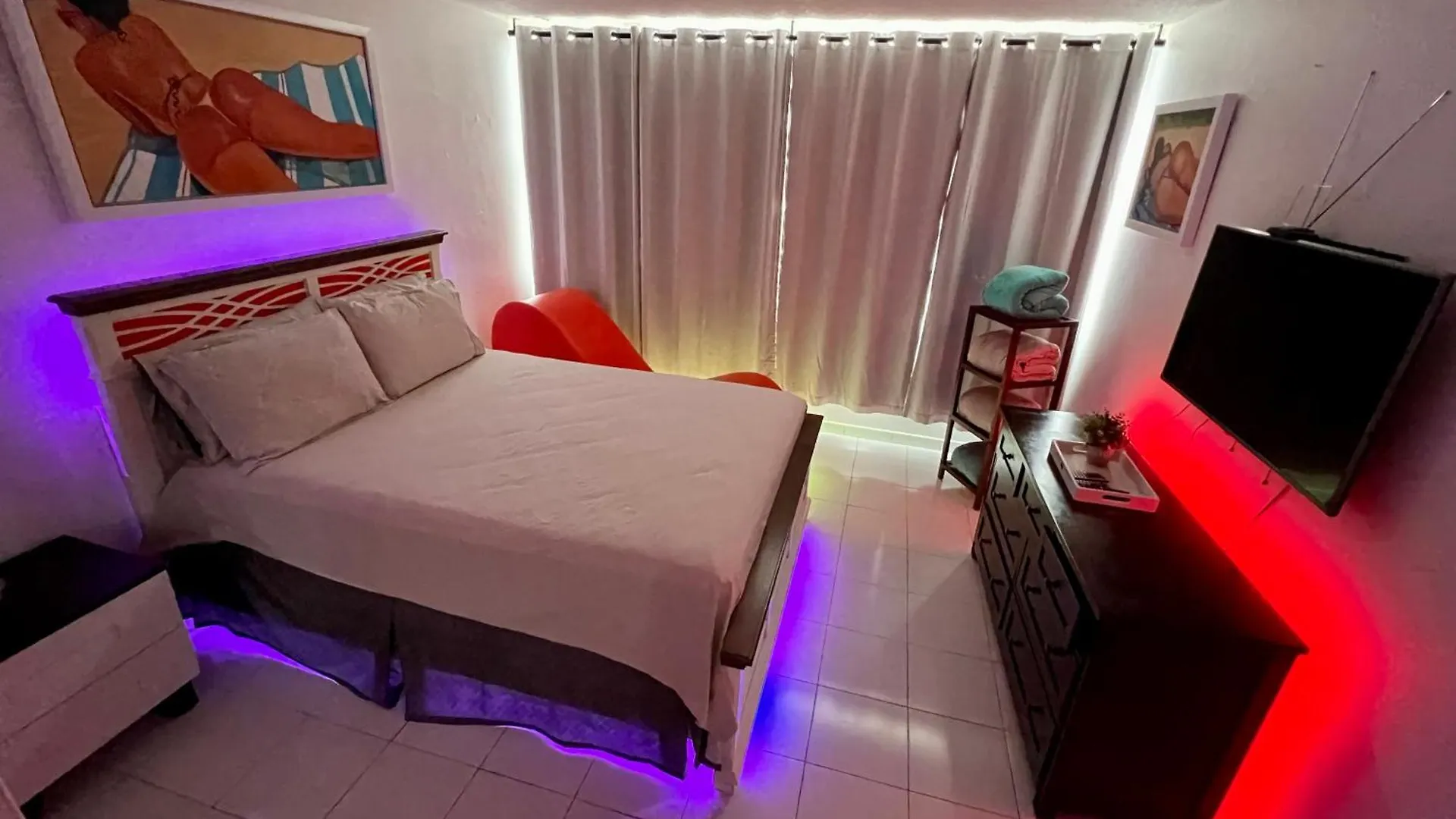Beachfront Tropical Tantra Apartment San Juan 0*,  Puerto Rico