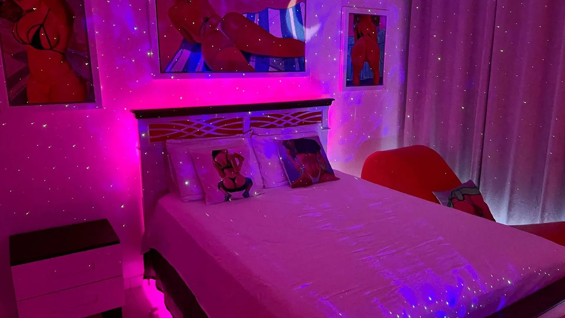 Beachfront Tropical Tantra Apartment San Juan